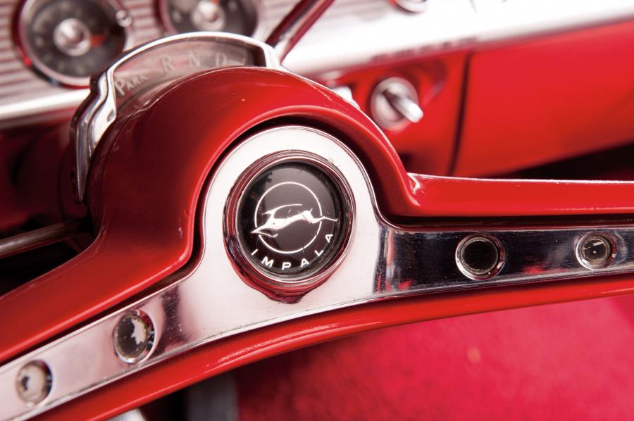  Chevrolet Impala Convertible 1961 года  (фото 3 из 16)